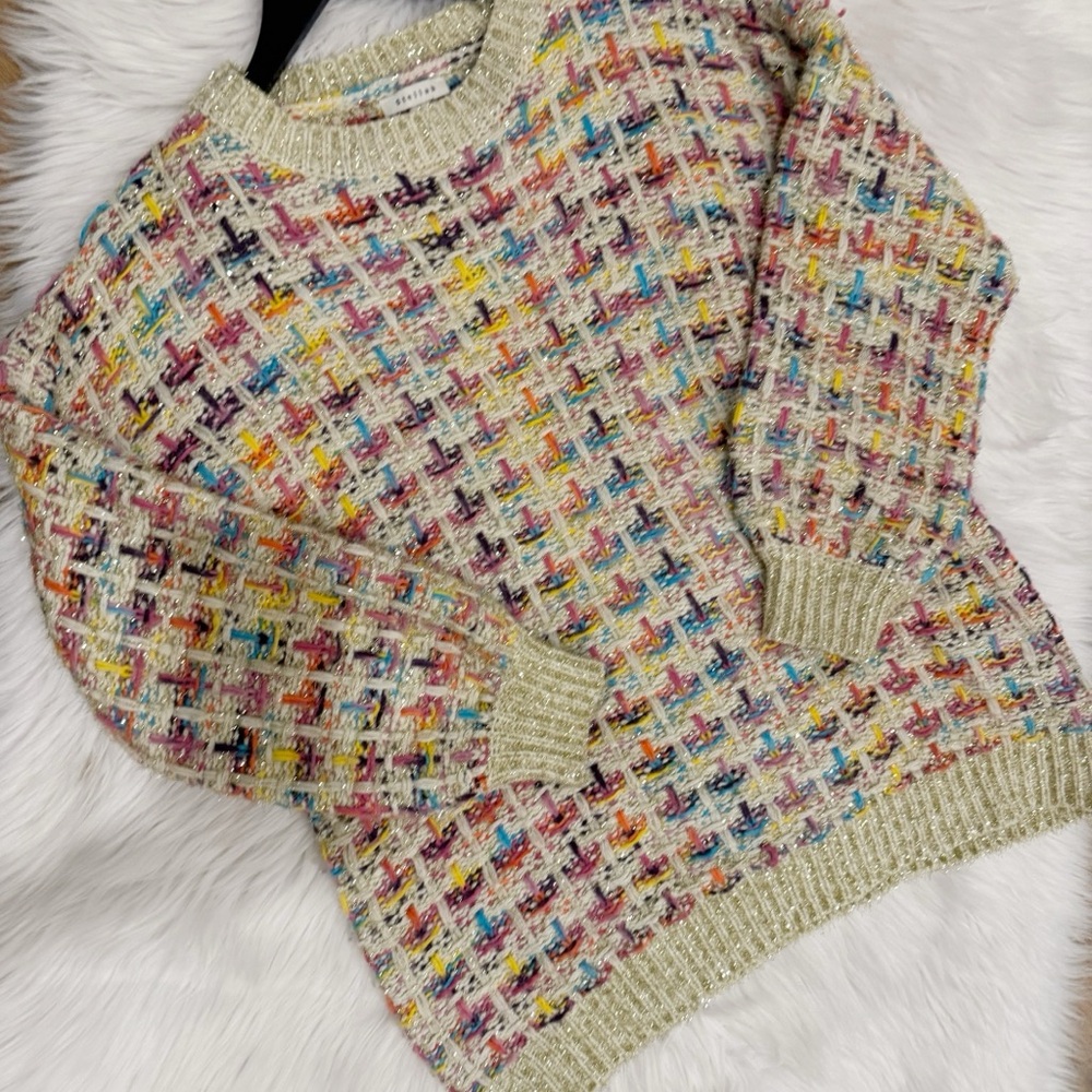 Stellah Multicolor Crew Neck Sweater - Picture 2 of 7